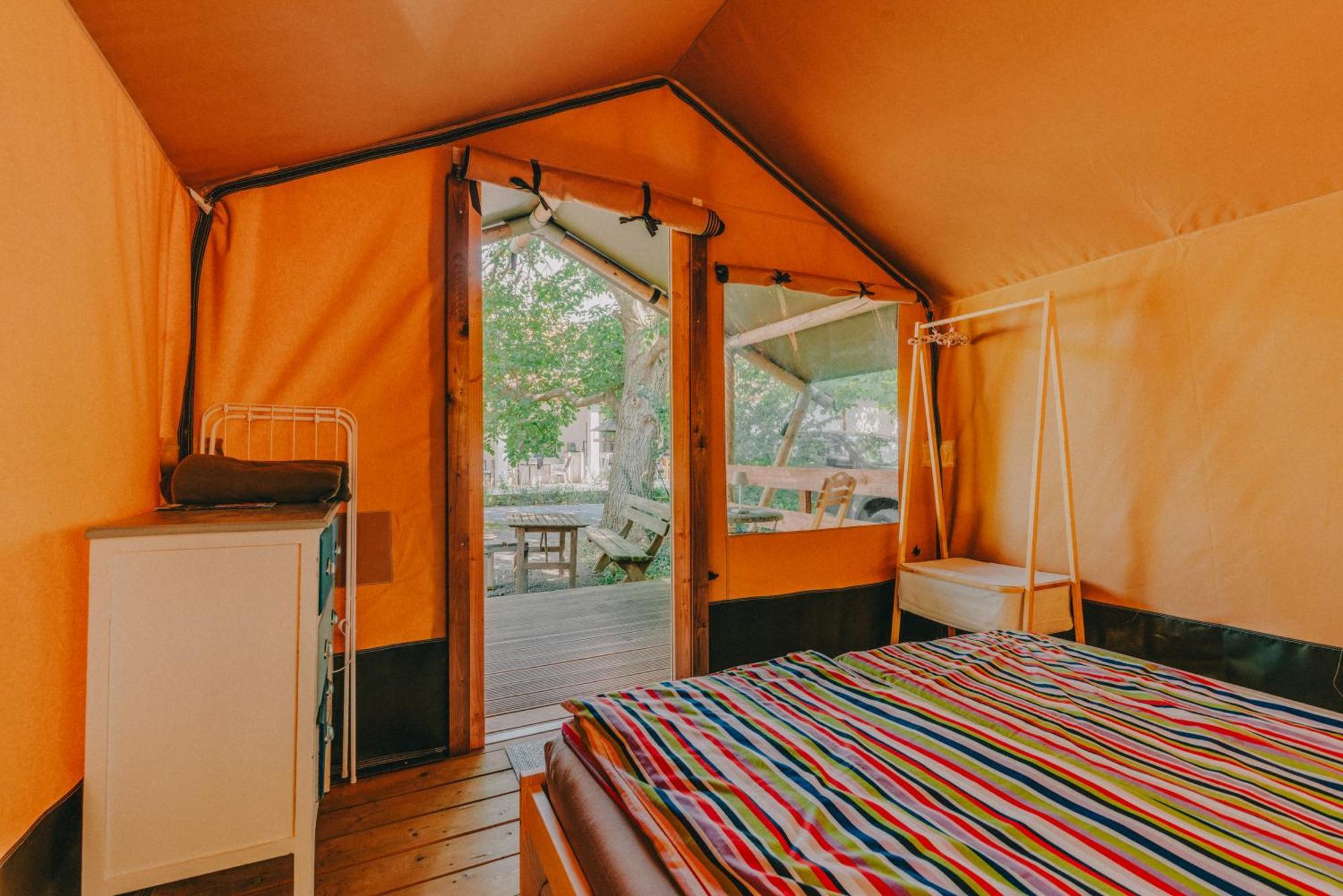 Rendes Glamping Hotel Balatonrendes Exterior foto