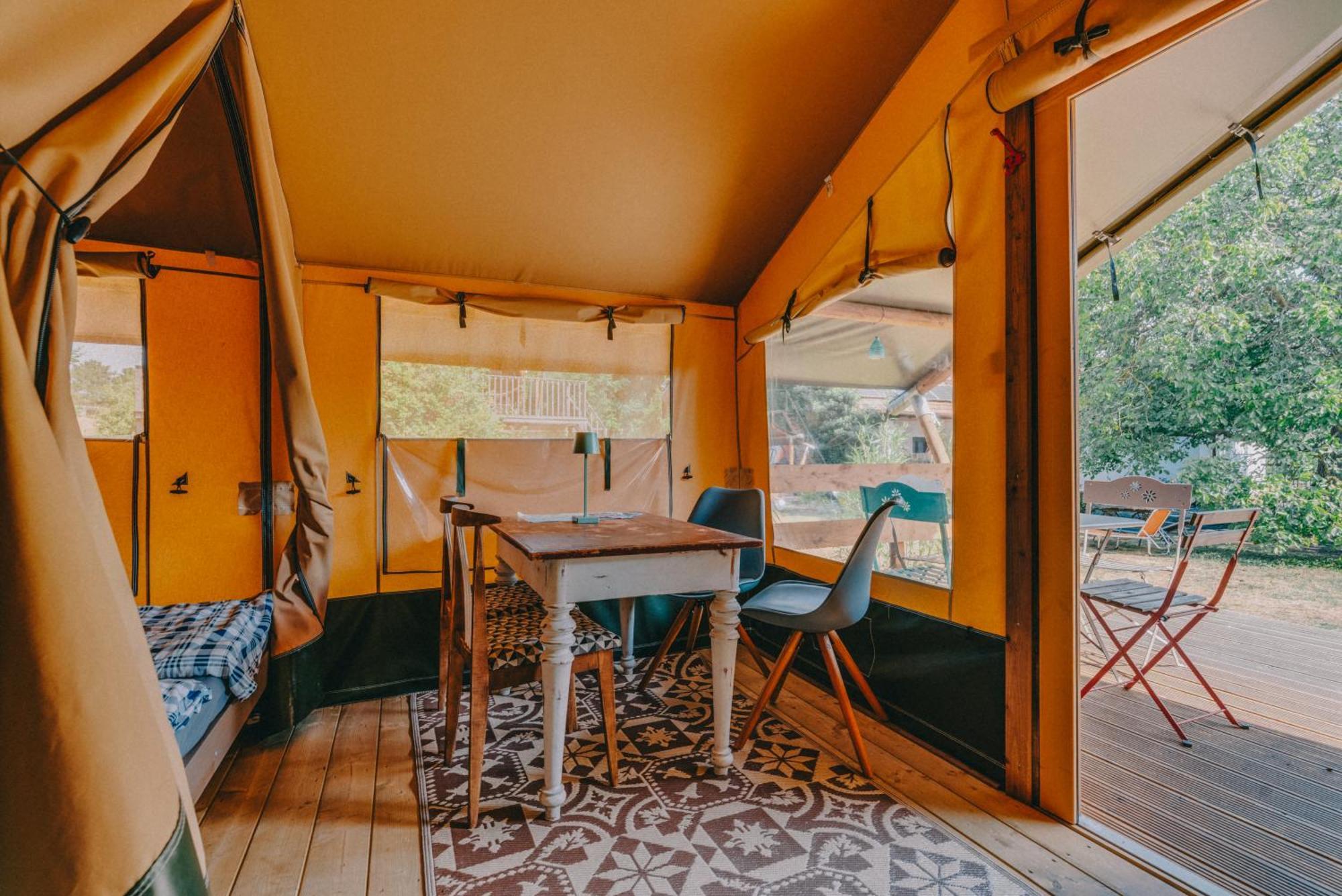 Rendes Glamping Hotel Balatonrendes Exterior foto
