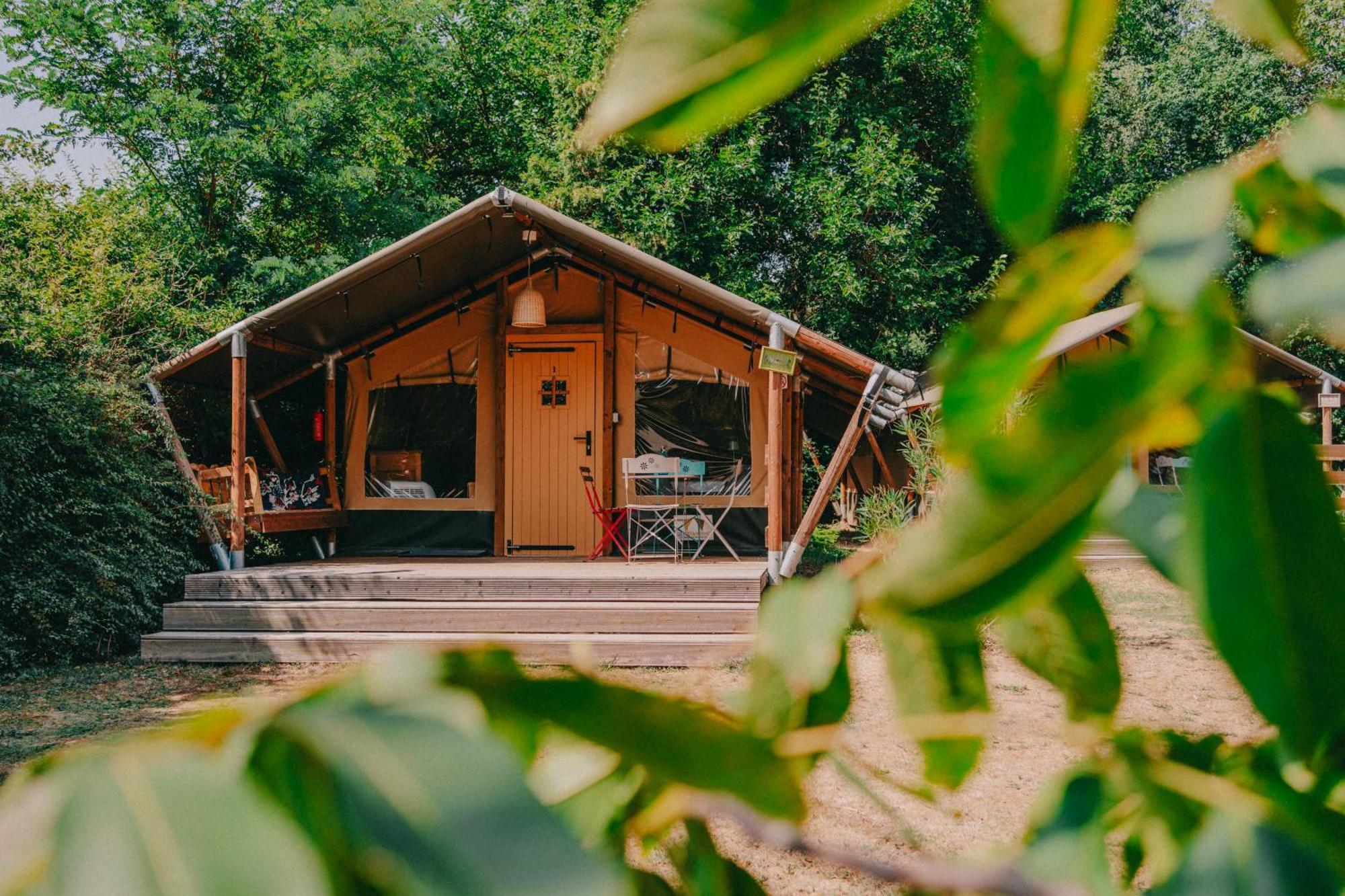 Rendes Glamping Hotel Balatonrendes Exterior foto