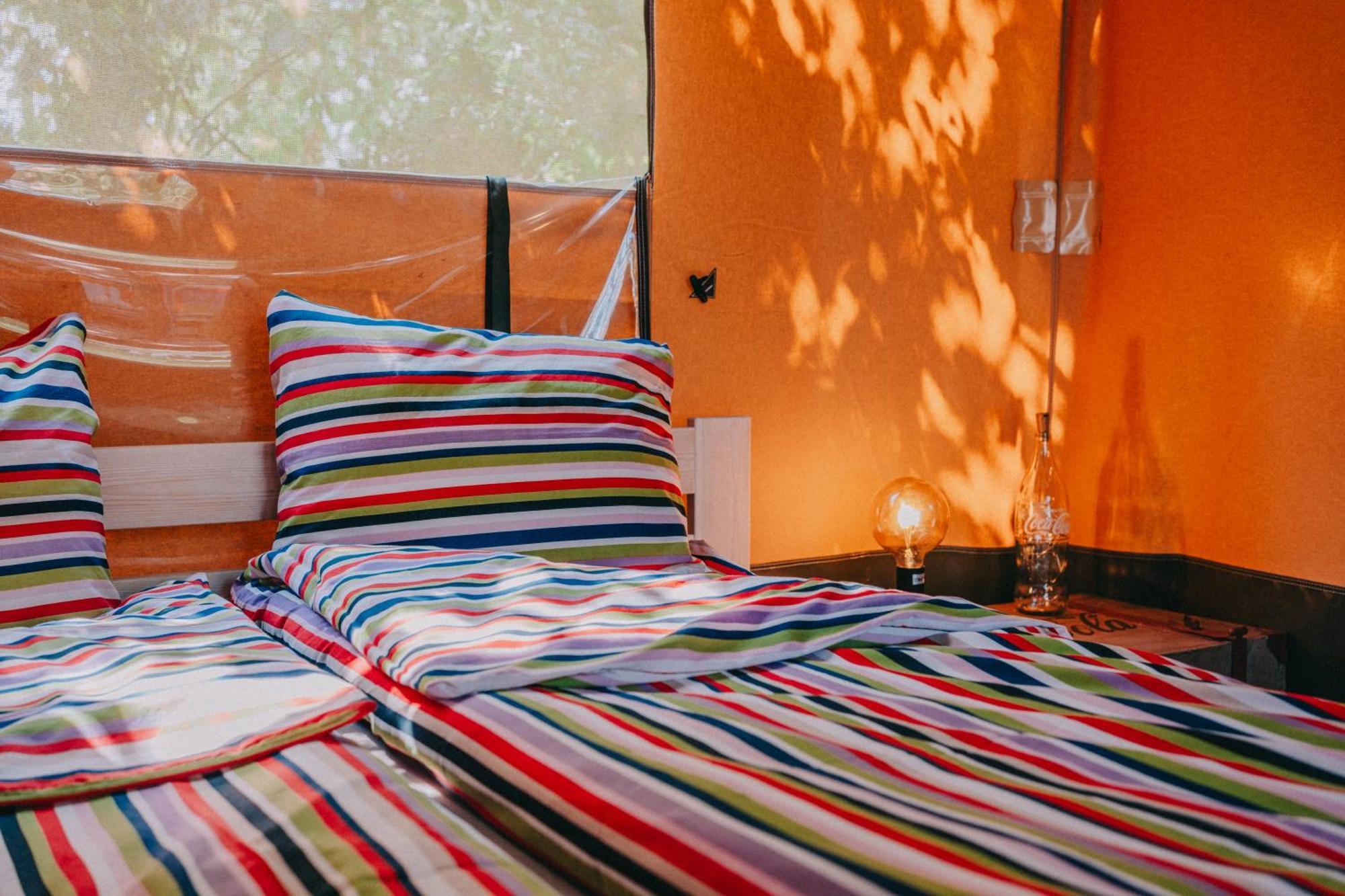Rendes Glamping Hotel Balatonrendes Exterior foto